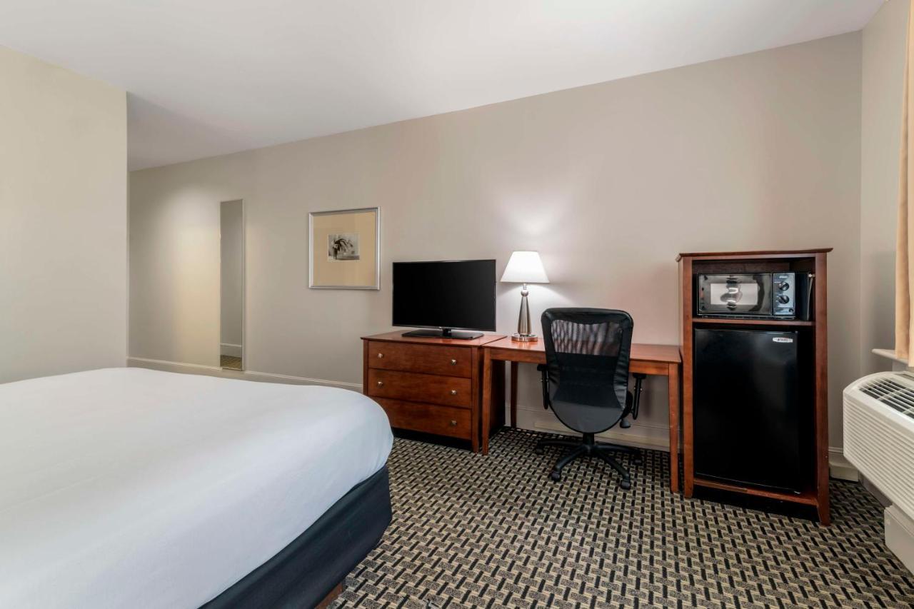 Best Western Plus Brunswick Bath Exterior foto